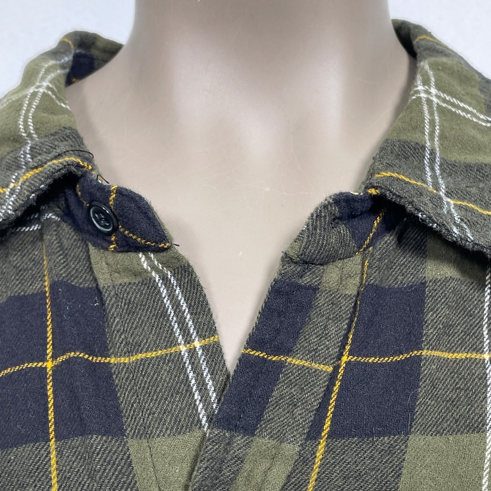 Her Universe x Marvel Loki Green Long Sleeve Plaid Flannel Shirt Women's MEDIUM - Picture 7 of 13
